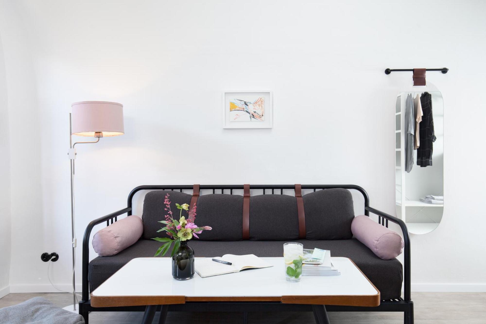 Long Story Short Hostel & Cafe Όλομουτς Εξωτερικό φωτογραφία