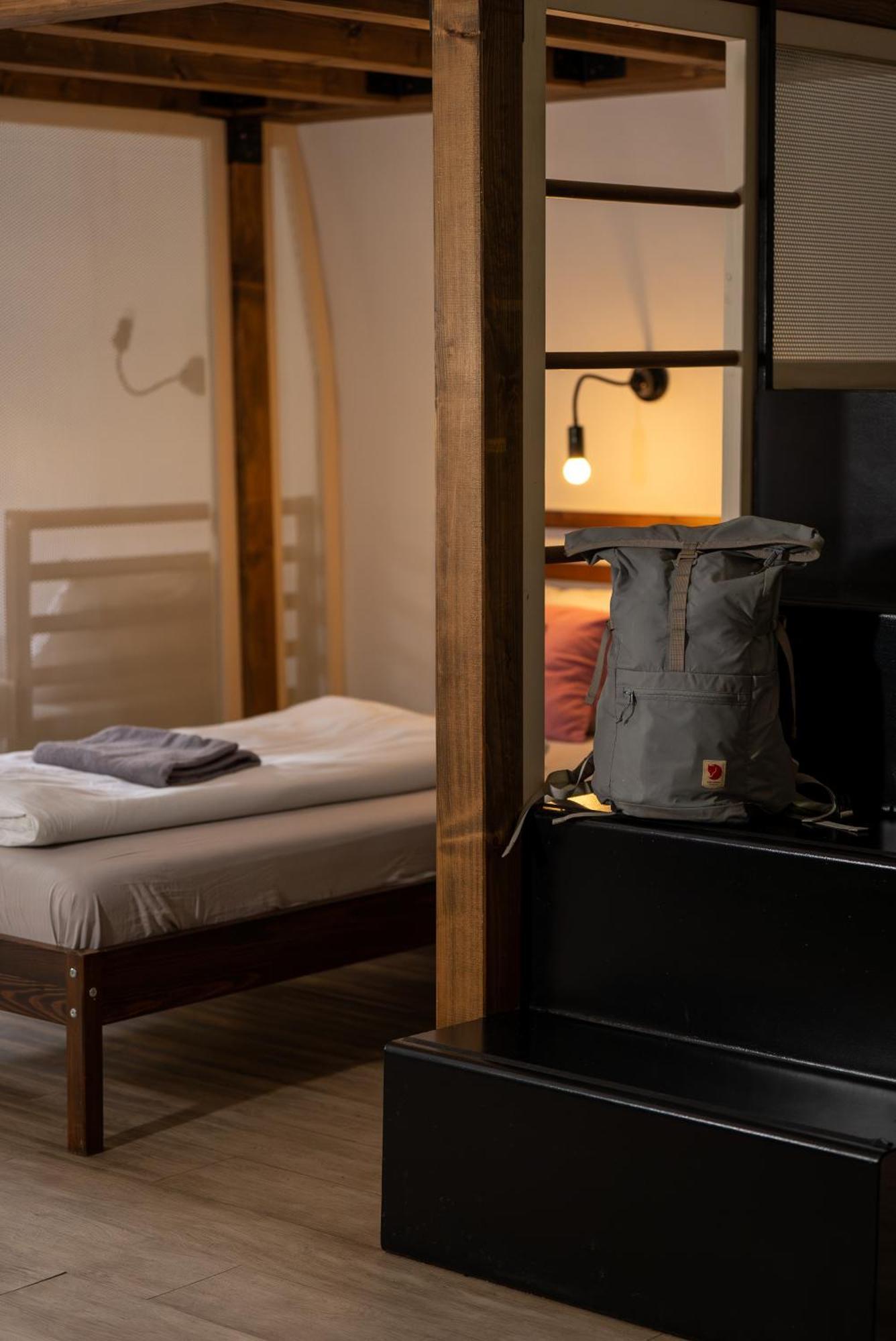 Long Story Short Hostel & Cafe Όλομουτς Εξωτερικό φωτογραφία